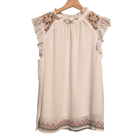 Savanna Janes Planting Ideas Swiss Dot Blouse in Ivory Size Medium - Picture 3 of 10